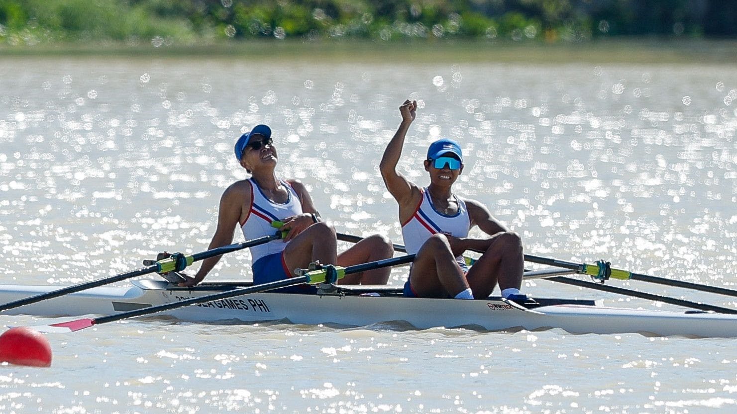 Olympian Joanie Delgaco, Kristine Paraon row to SEA Games gold in women